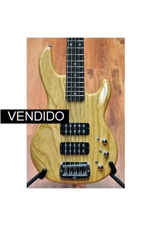 G&L Tribute L2500 Natural G&L Tribute L2500 Natural